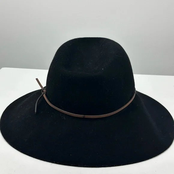 NWT Talula Baylis Hat Small Medium 100% Wool Black Wide Brim Aritzia - Picture 2 of 7